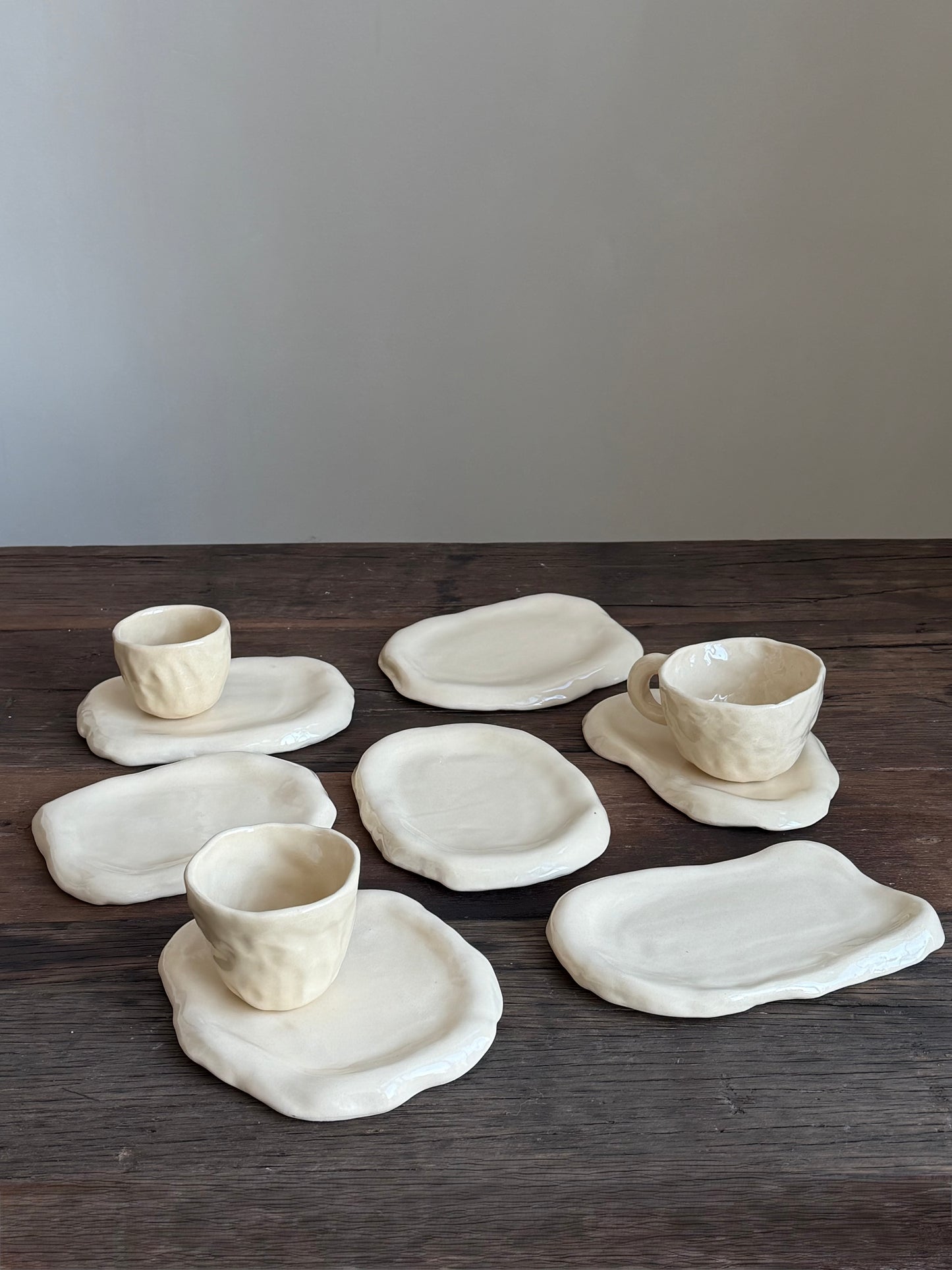 Aesthetic bord beige