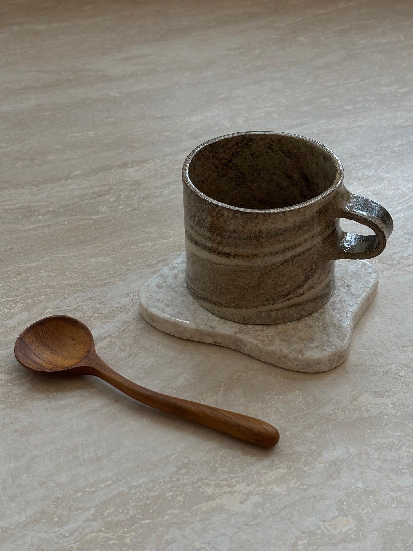 Marmeren onderzetter beige