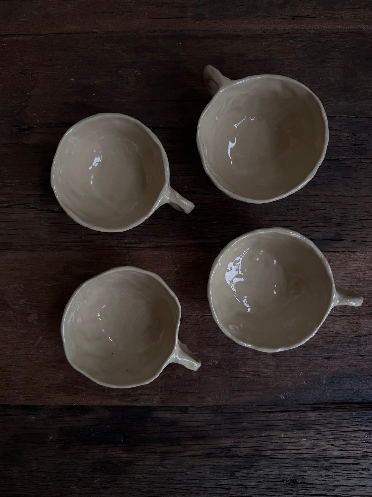 Aesthetic mok met oor beige