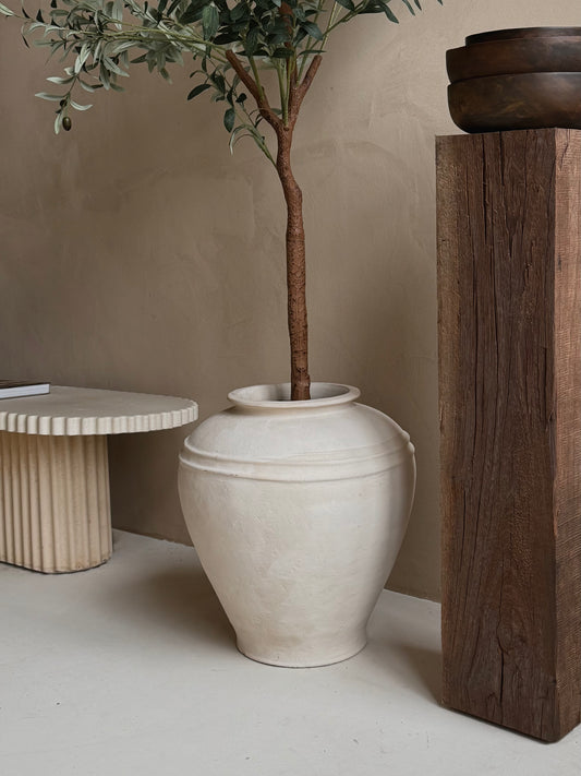 SERA — grote beige vaas met structuur