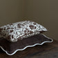 Thea - bruine print kussenhoes