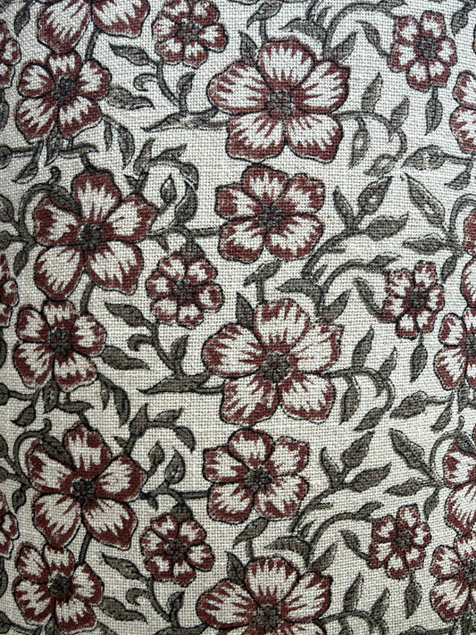 Sadie - bordeaux bloemig kussenhoes