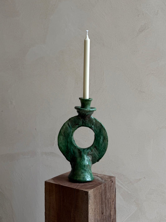 Turquoisegroene kandelaar op poot — tamegroute